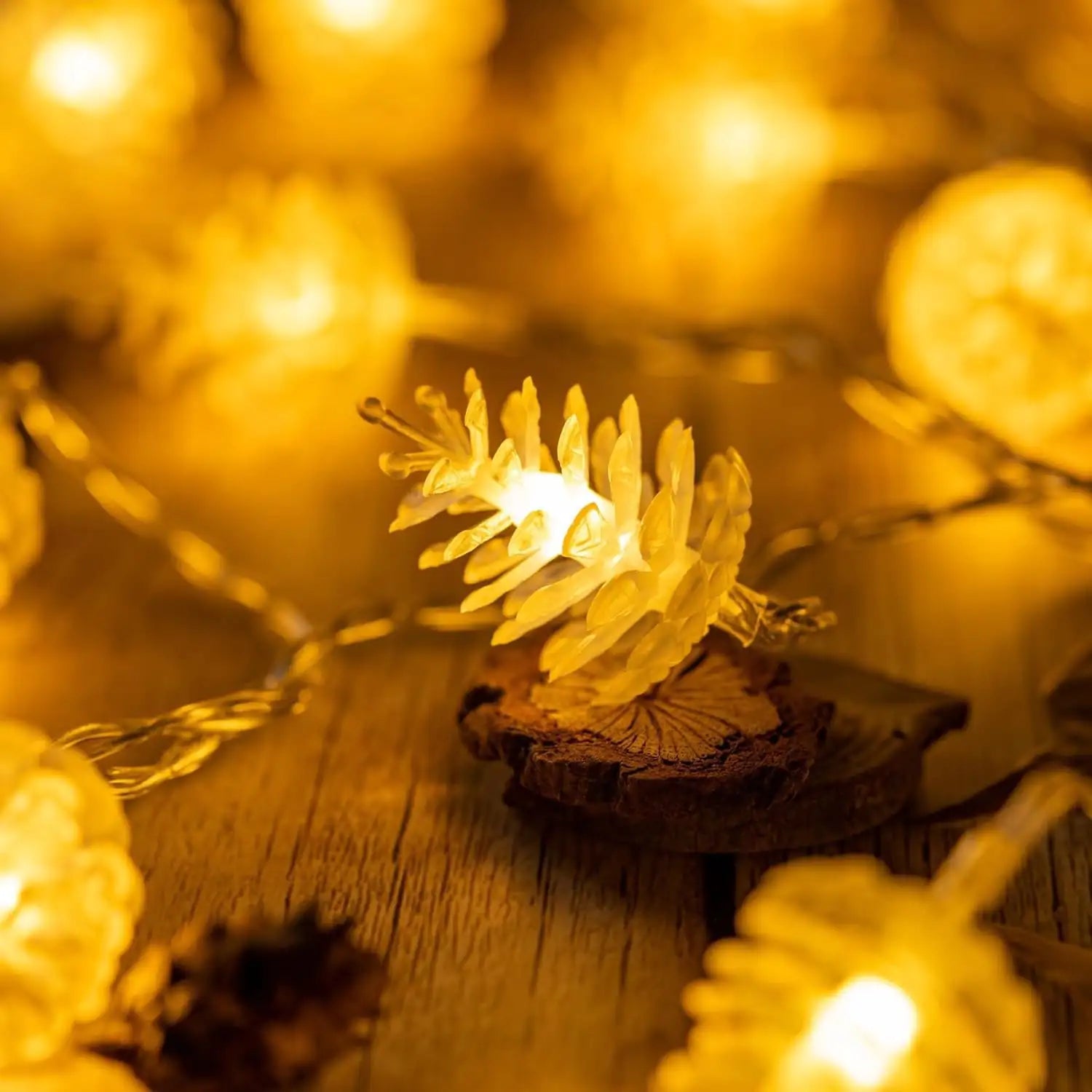 LED Pinecone Home Lamp